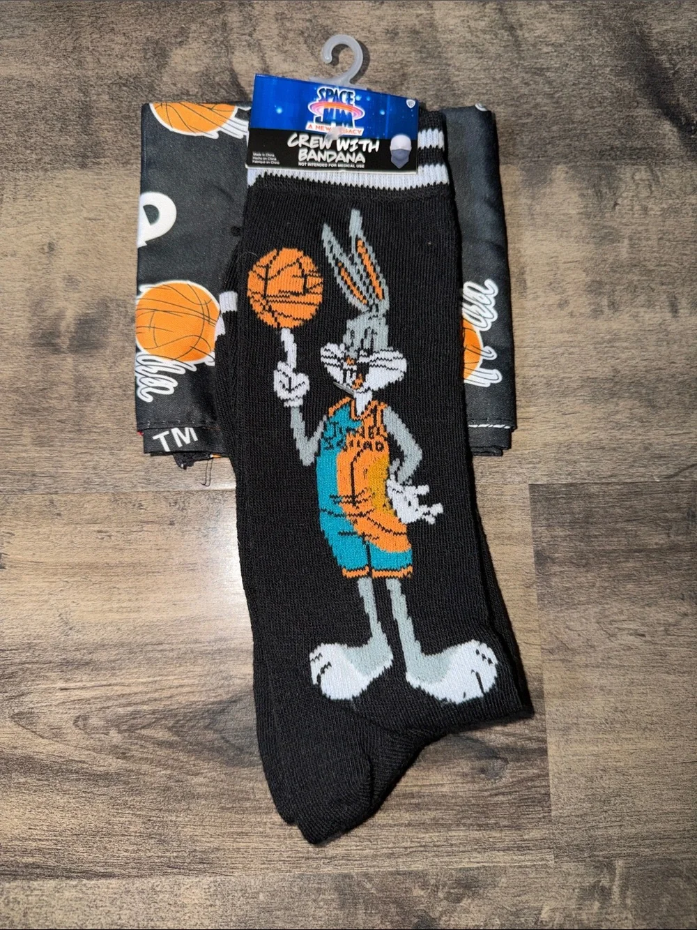 Warner Bros. Bugs Bunny Basketball Crew Socks with Bandana - Black, Orange, Teal